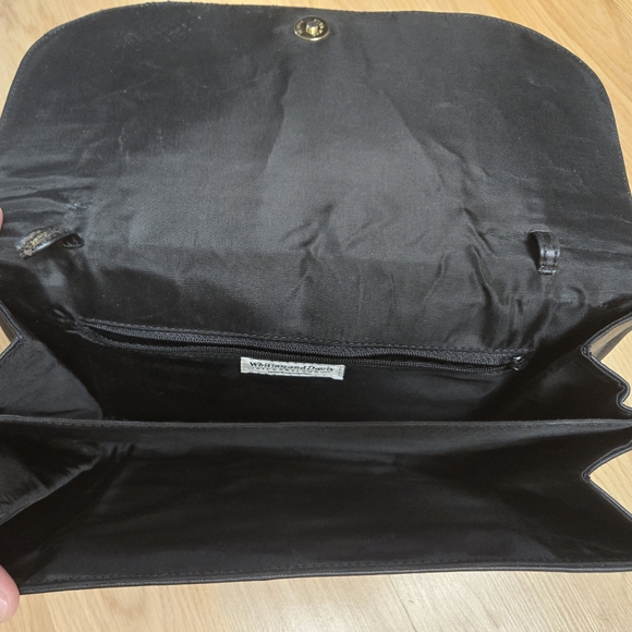 Whiting & Davis Co. Clutch - Picture 5 of 5